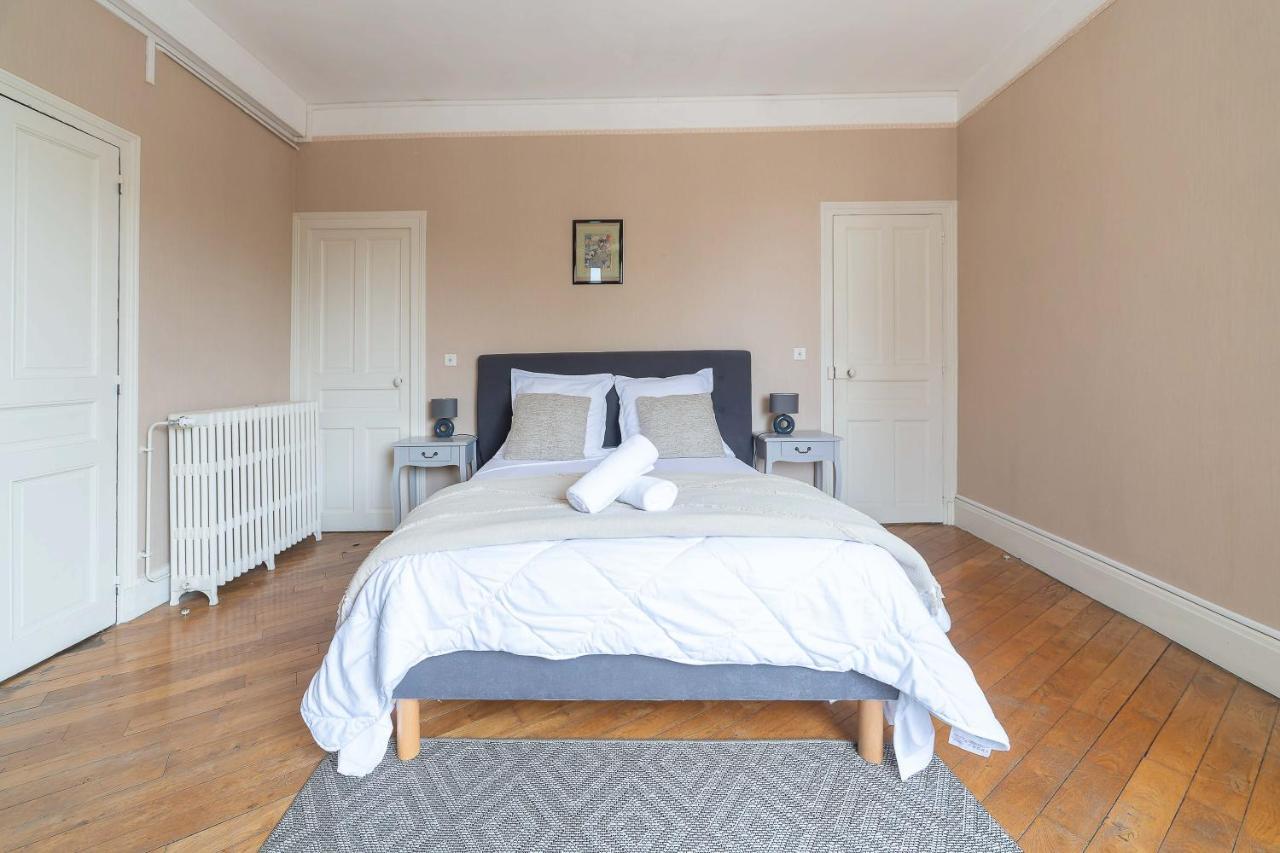 Le Rue Neuve - Appartement Calme Et Lumineux Vichy Bagian luar foto