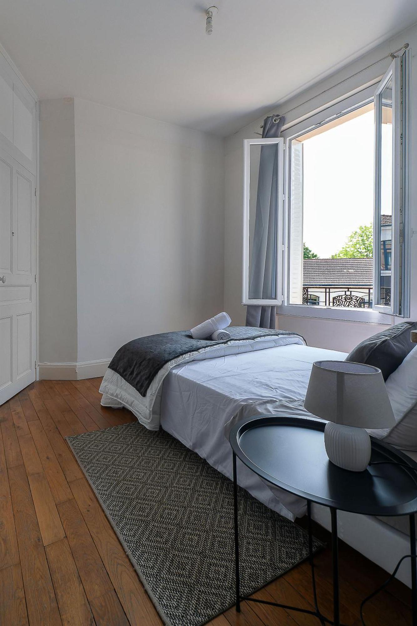 Le Rue Neuve - Appartement Calme Et Lumineux Vichy Bagian luar foto