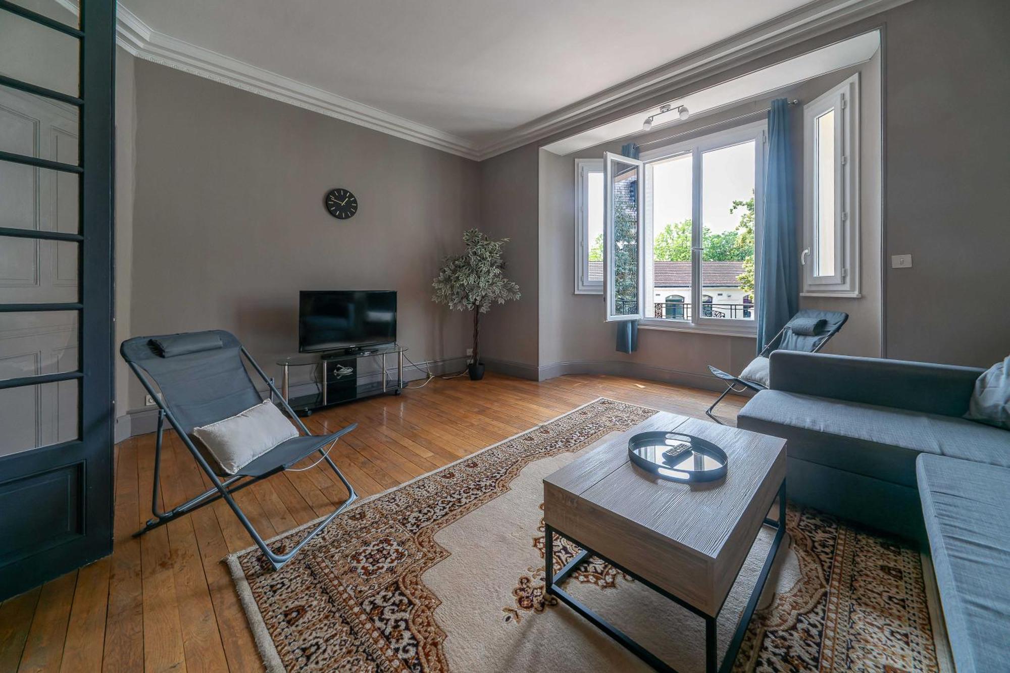 Le Rue Neuve - Appartement Calme Et Lumineux Vichy Bagian luar foto